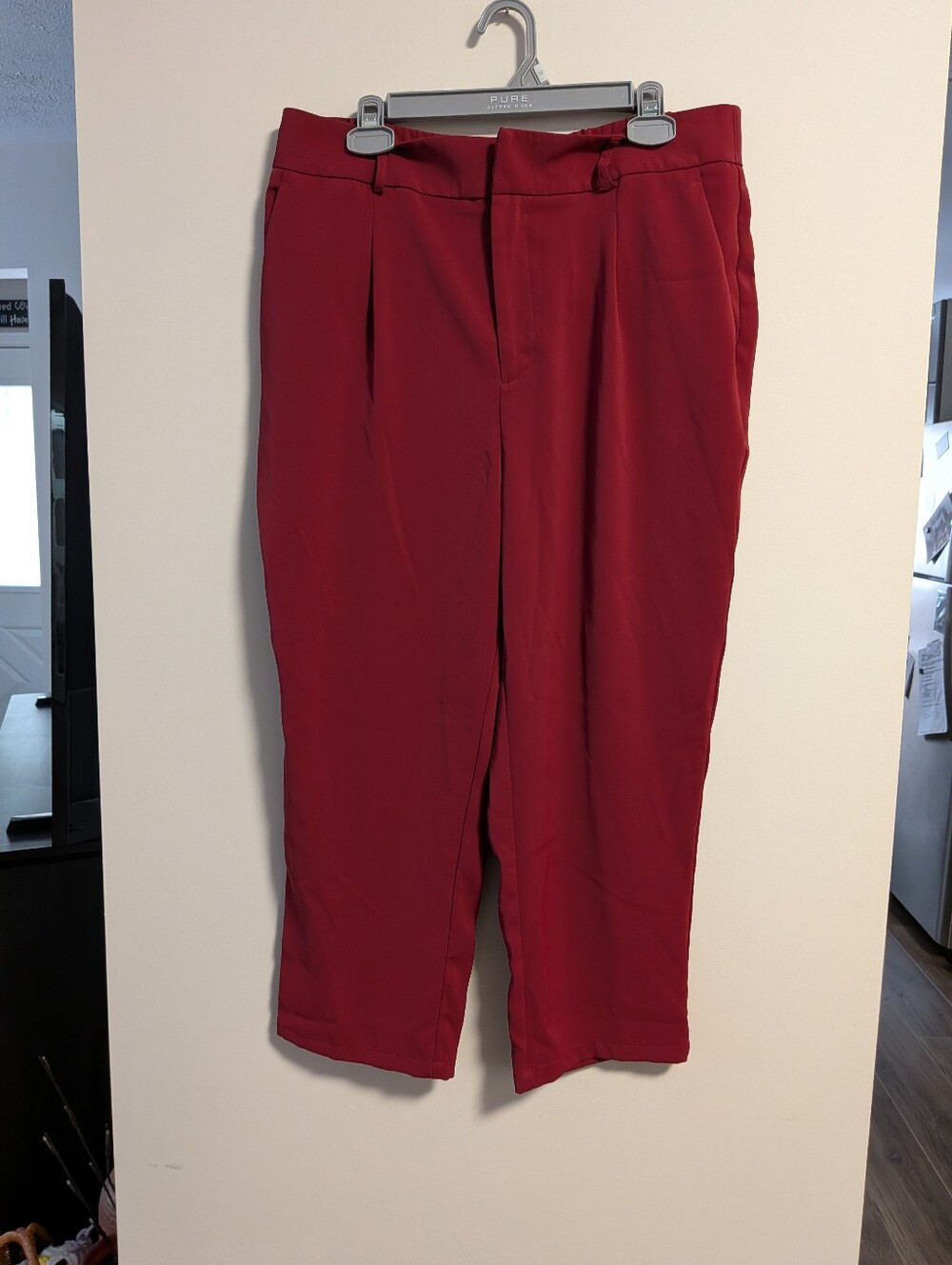 Halara. Red Plated Dress Pants. Size XL Petite. Elastic Waist At Back.